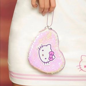 Hello kitty coin purse